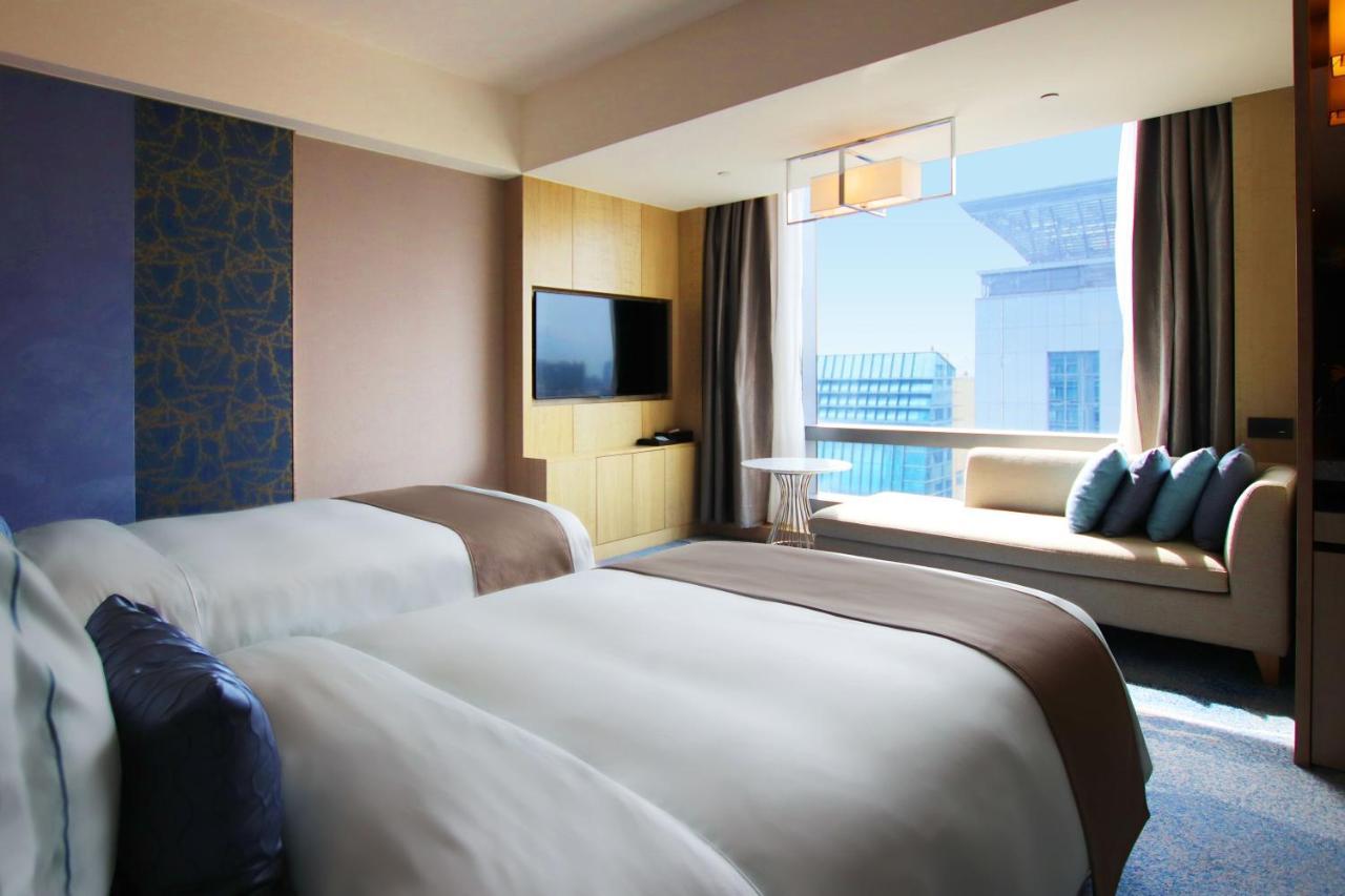 Khách sạn Caesar Park Banqiao 5*