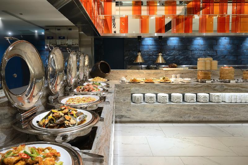 Khách sạn Caesar Park Banqiao 5*